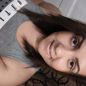 Meet your Posher, Ana